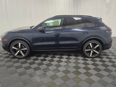 New 2026 Porsche Cayenne image 2