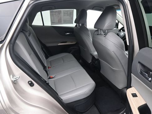 Used 2024 Toyota Venza Limited AWD/4WD image 13