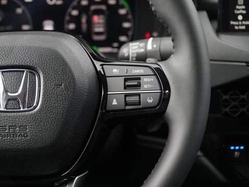 Used 2025 Honda Accord Touring image 23