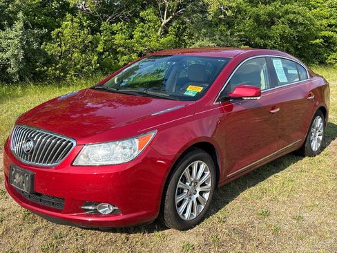 Used 2013 Buick LaCrosse Leather w/ Entertainment Package FWD image 10