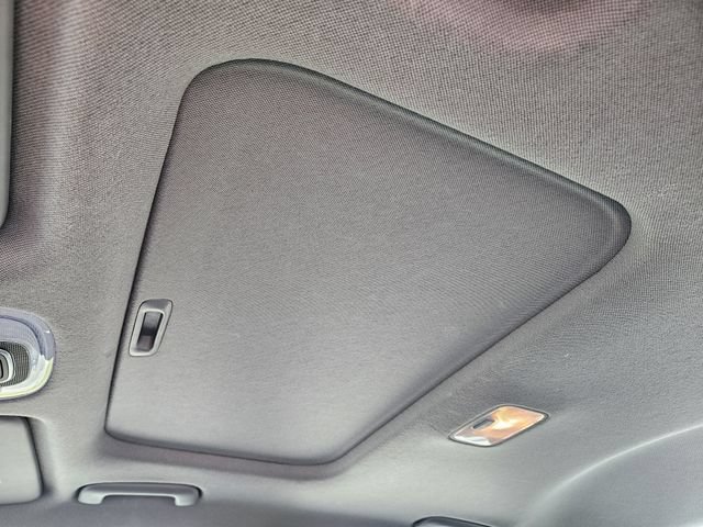 Used 2025 Hyundai Elantra SEL FWD image 25