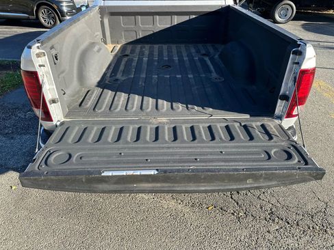 Used 2018 RAM 3500 Laramie w/ Sport Appearance Group image 31