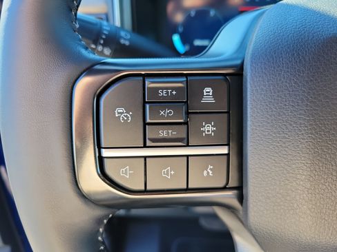 New 2026 Ford F250 Platinum AWD/4WD image 30