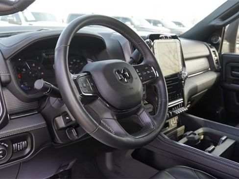 Used 2024 RAM 2500 Limited image 18