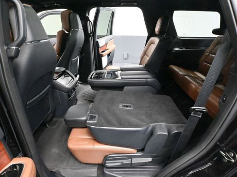 Used 2024 Lincoln Navigator Reserve w/ Equipment Group 201A AWD/4WD image 48