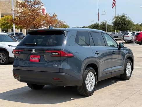 Used 2026 Toyota Grand Highlander AWD image 4