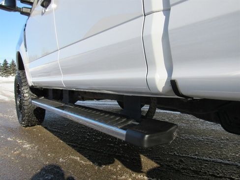 Used 2019 Ford F250 XL w/ STX Appearance Package image 11