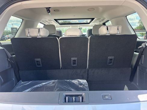 New 2026 Lincoln Navigator Reserve w/ Jet Appearance Package AWD/4WD image 9