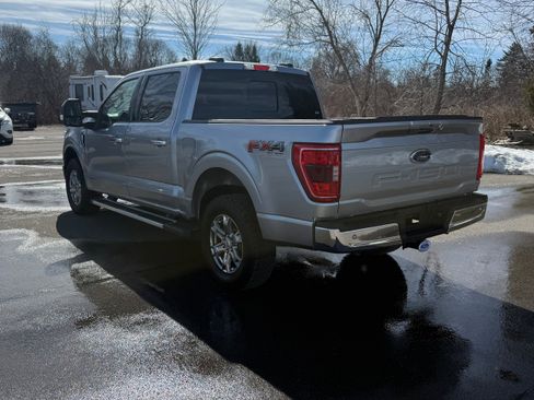 Used 2022 Ford F150 XLT w/ Equipment Group 302A High AWD/4WD image 4