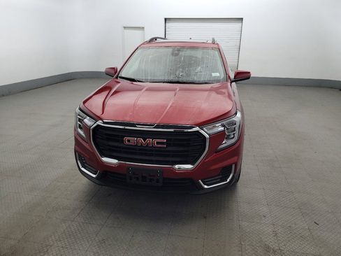 Used 2024 GMC Terrain SLE w/ Driver Convenience Package AWD/4WD image 15