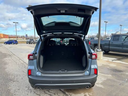 New 2026 Ford Escape ST-Line w/ Tech Pack #1 image 8