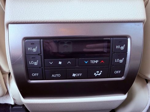 Certified 2023 Lexus GX 460 Premium w/ Accessory Package image 17