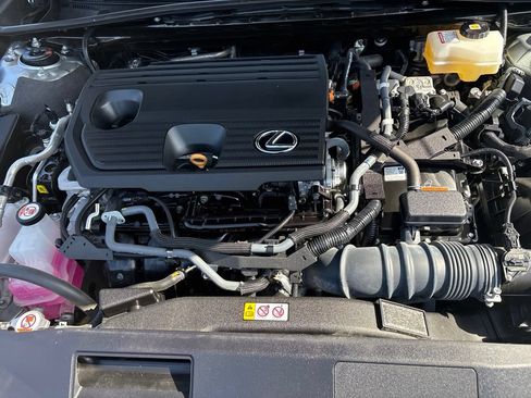 Used 2022 Lexus ES 300h Ultra Luxury w/ Accessory Package 2 FWD image 11