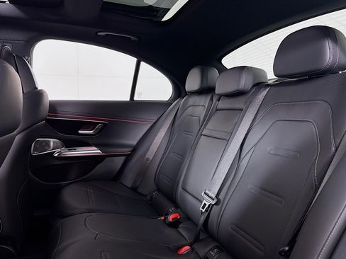 New 2026 Mercedes-Benz E 53 AMG e 4MATIC Sedan image 7