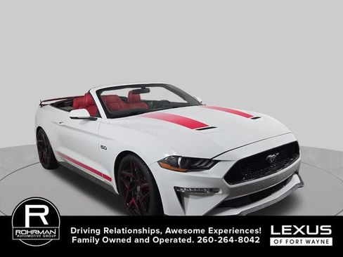 Used 2019 Ford Mustang GT Premium w/ Equipment Group 401A RWD image 4