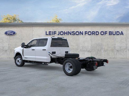 New 2026 Ford F350 XL w/ XL Chrome Package AWD/4WD image 4