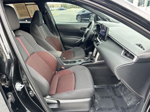 Certified 2024 Toyota Corolla Cross SE image 33