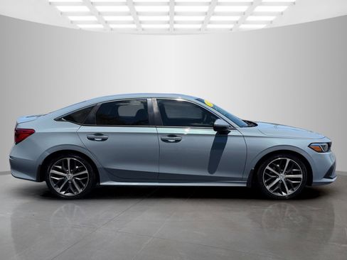 Used 2023 Honda Civic Touring image 6