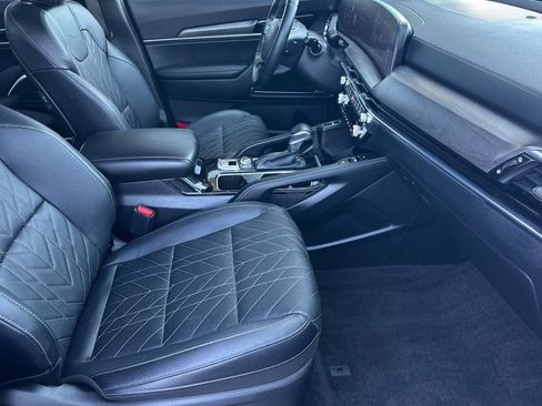 Used 2025 Kia Telluride SX X-Line AWD/4WD image 16