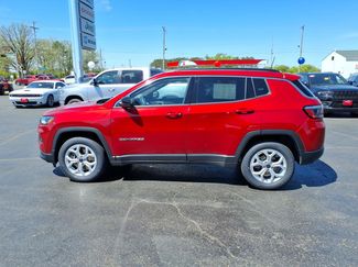 Used 2025 Jeep Compass Latitude AWD/4WD video 2