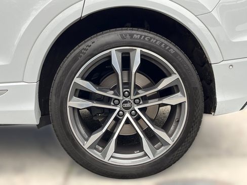 Used 2021 Audi SQ8 Prestige w/ Prestige Package image 6