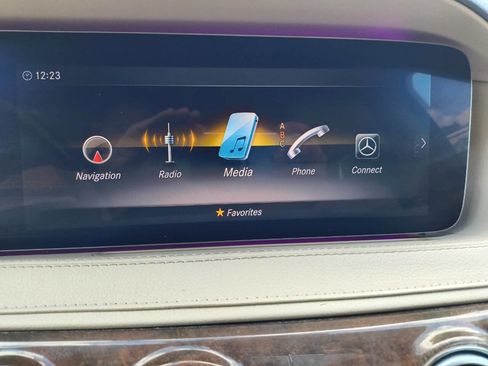 Used 2019 Mercedes-Benz S 560 Sedan image 64