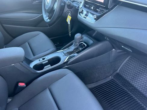 Used 2023 Toyota Corolla LE image 18