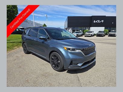 Used 2024 Kia Carnival SX