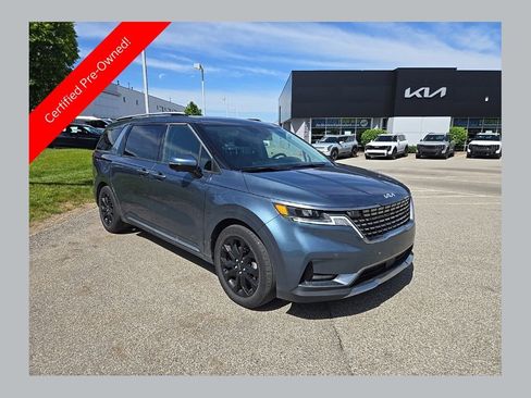 Used 2024 Kia Carnival SX FWD image 1