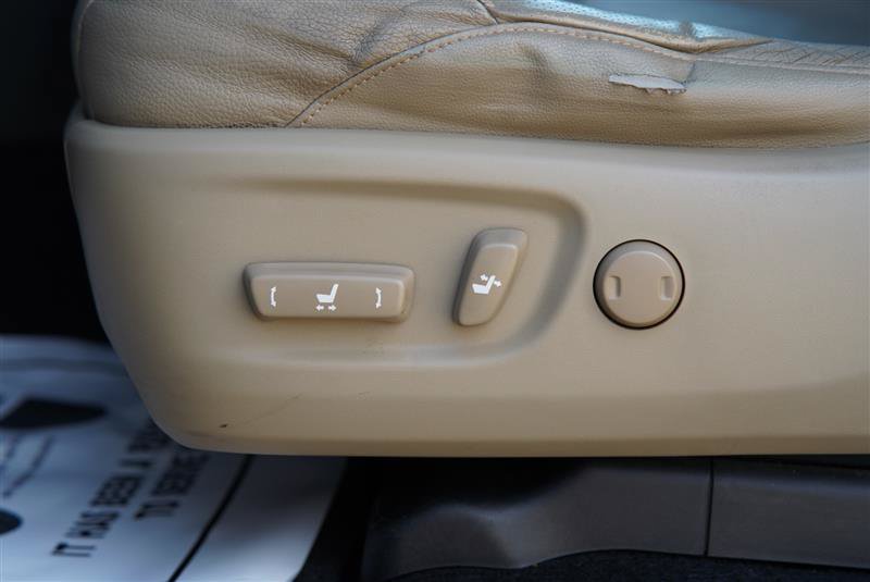 Used 2011 Toyota 4Runner Limited AWD/4WD image 54