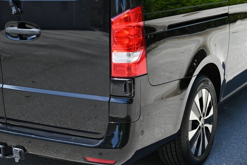 Used 2020 Mercedes-Benz Metris Passenger image 13