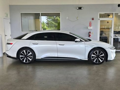 Used 2025 Lucid Air Touring AWD/4WD image 4