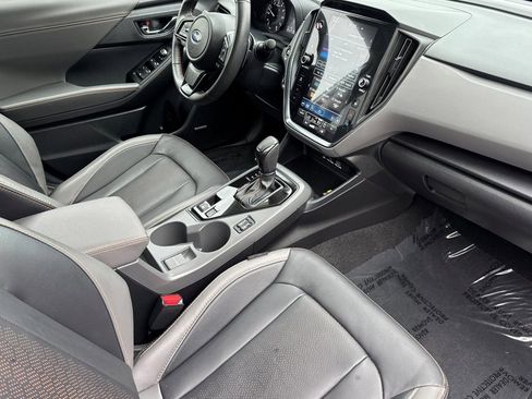 Certified 2025 Subaru Crosstrek 2.5i Limited w/ Crosstrek Mirror Package image 19
