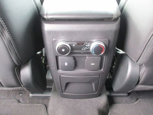 Used 2024 Ford Explorer XLT w/ Equipment Group 202A image 42