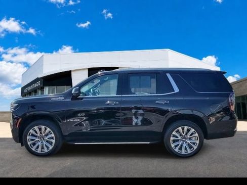 Certified 2025 Chevrolet Tahoe High Country w/ Sun And Tow Package AWD/4WD image 9