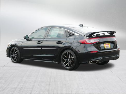 Used 2024 Honda Civic Sport Touring image 5