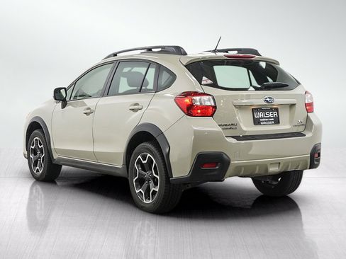 Used 2014 Subaru Crosstrek 2.0i Premium AWD/4WD image 3