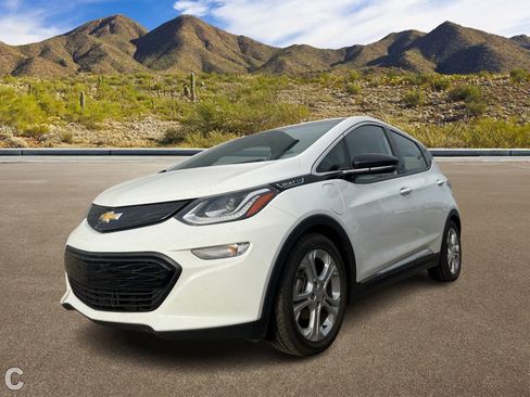 Used 2021 Chevrolet Bolt LT image 2