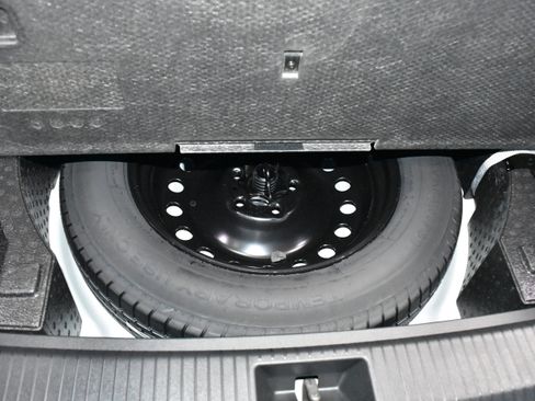 New 2026 Volkswagen Tiguan SE R-Line image 25