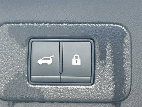 Used 2024 Nissan Armada Platinum w/ Cargo Package image 13