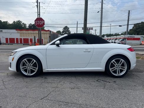 Used 2018 Audi TT 2.0T w/ Technology Package image 2
