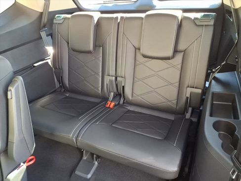 New 2026 Volkswagen Atlas SE image 7