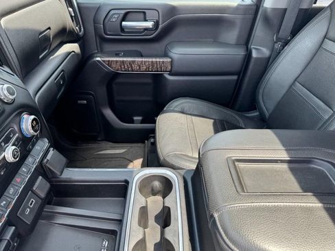 Used 2020 GMC Sierra 2500 Denali w/ Denali Ultimate Package AWD/4WD image 14