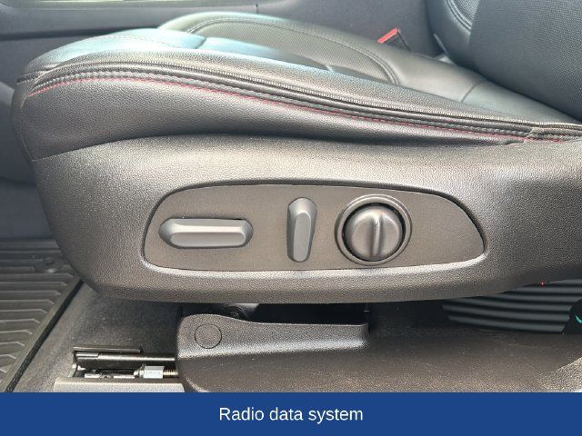 Certified 2023 Chevrolet Traverse RS AWD/4WD image 21