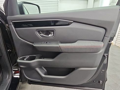 New 2026 Honda Pilot Sport image 38