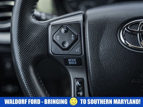 Used 2021 Toyota Tacoma TRD Off-Road w/ TRD Premium Off Road Package image 34