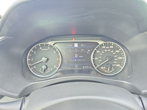 Used 2024 Nissan Altima 2.5 SV w/ SV Premium Package FWD image 16