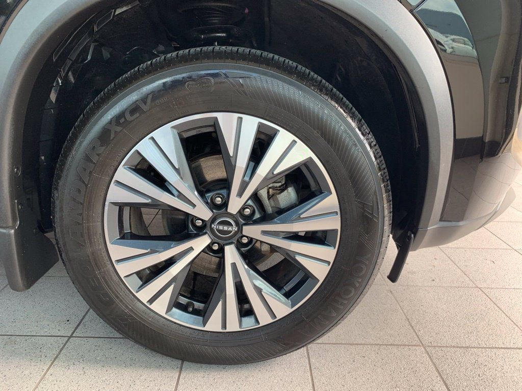 Used 2023 Nissan Rogue SV AWD/4WD image 23