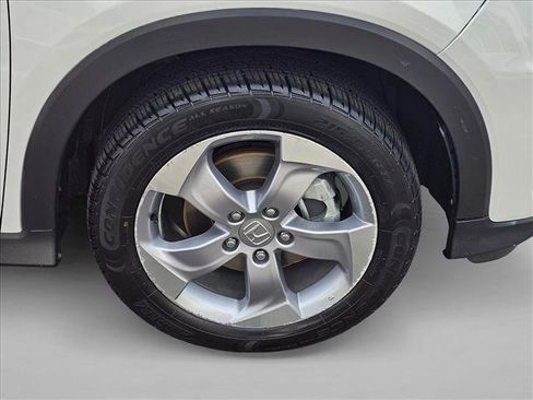 Used 2020 Honda HR-V LX image 9