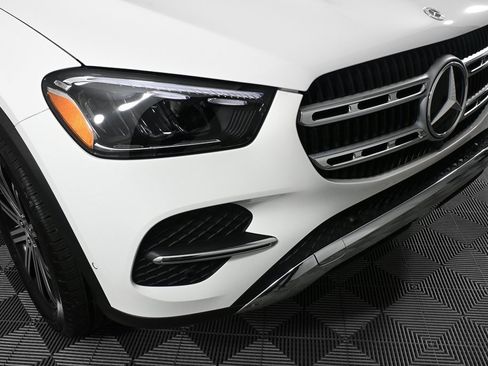 Certified 2025 Mercedes-Benz GLE 350 4MATIC image 36